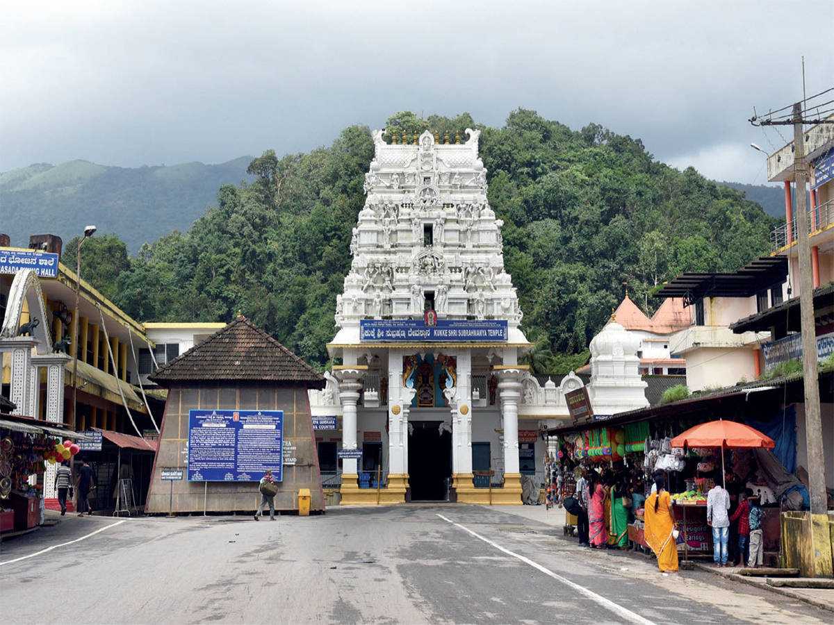 ಕುಕ್ಕೆ ಸುಬ್ರಹ್ಮಣ್ಯದಲ್ಲಿ ಸುರಿದ ‌‌ಭಾರಿ ಮಳೆ ಹೊರ ಜಿಲ್ಲೆಗಳಿಂದ ಭಕ್ತರು ಬರದಂತೆ ದ.ಕ ಜಿಲ್ಲಾಡಳಿತ ಸೂಚನೆ