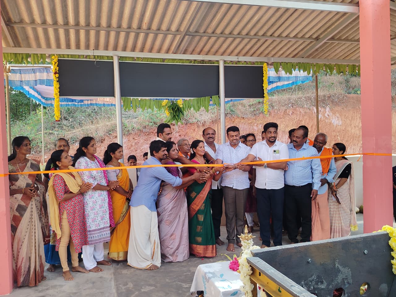 ಗ್ರಾ.ಪಂ ಕಡಿರುದ್ಯಾವರ ಹಾಗೂ ಶ್ರೀ ಕ್ಷೇತ್ರ ಧರ್ಮಸ್ಥಳ ಗ್ರಾಮಾಭಿವೃದ್ಧಿ ಯೋಜನೆ ಸಹಭಾಗಿತ್ವದಲ್ಲಿ ಕಾನರ್ಪದಲ್ಲಿ  ನಿರ್ಮಾಣ ಗೊಂಡ ಮುಕ್ತಿದಾಮ ಲೋಕಾರ್ಪಣೆ